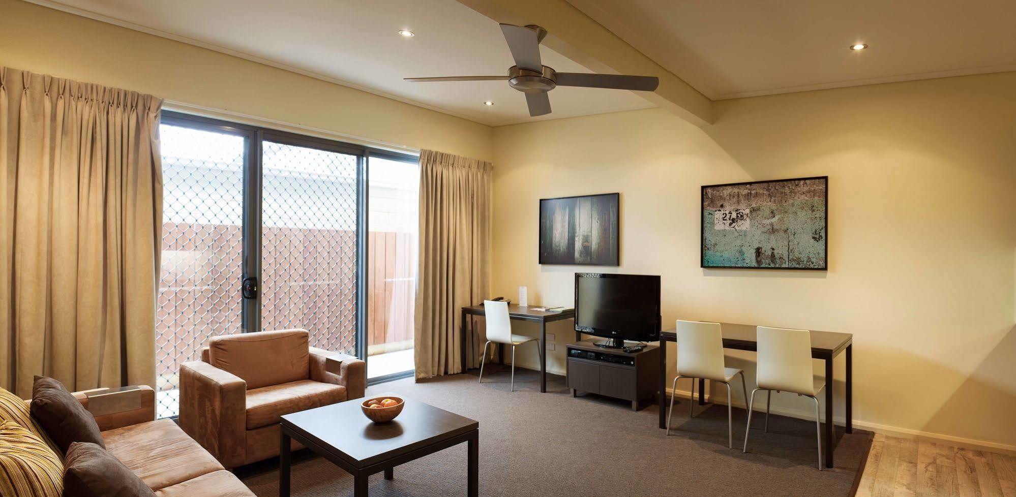 Portman House Motel Scone Luaran gambar